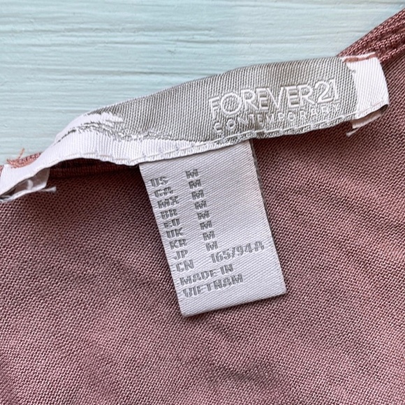 Forever 21 Wrap Around Crop Top size M - Picture 2 of 4